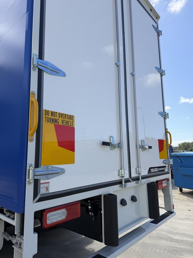 2026 Isuzu F Series FVL 260-300 AT R67 image 6