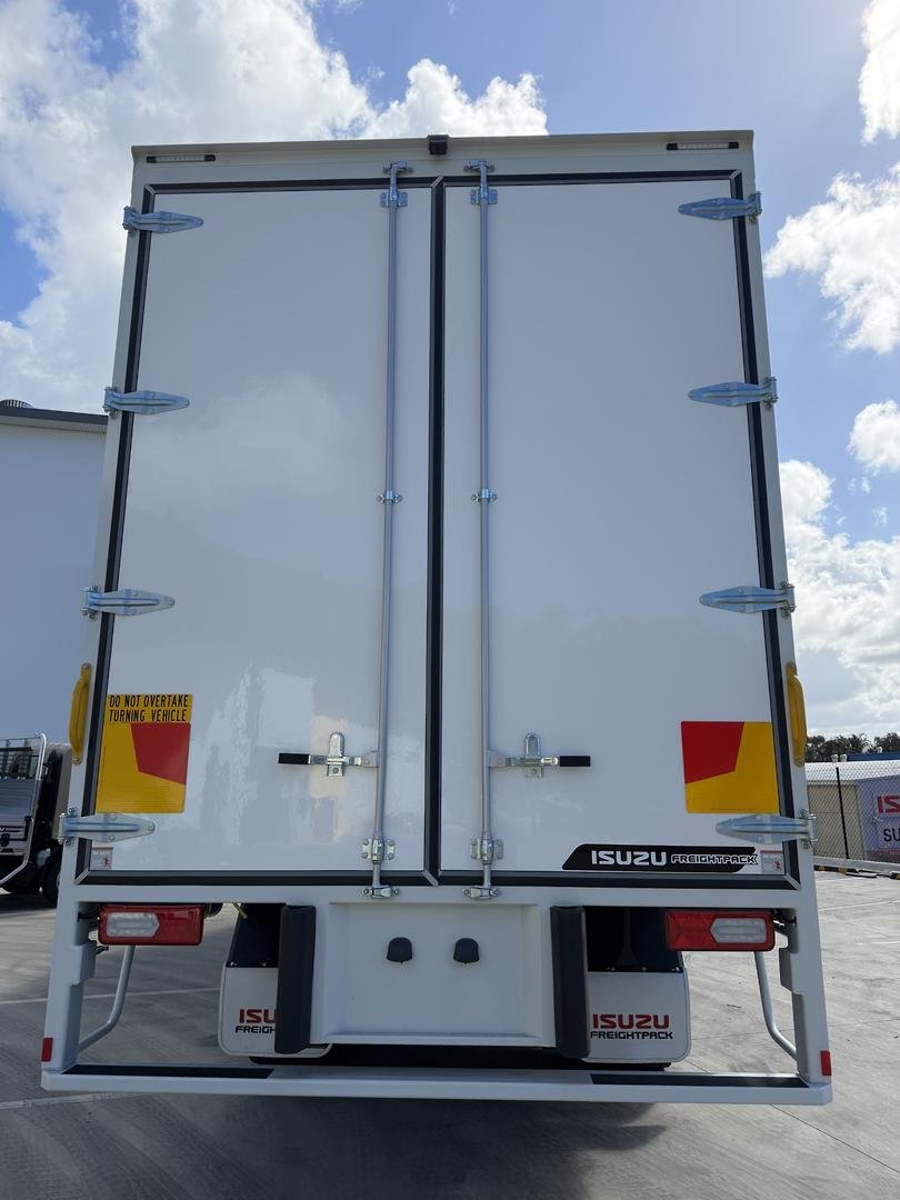 2026 Isuzu F Series FVL 260-300 AT R67 image 5
