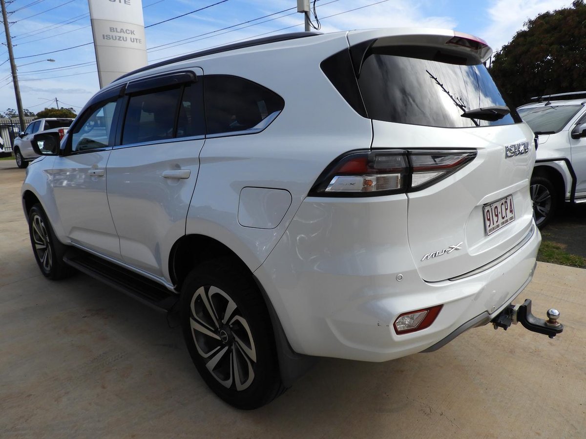 2021 Isuzu MU-X LS-T MY21 4x2 image 4