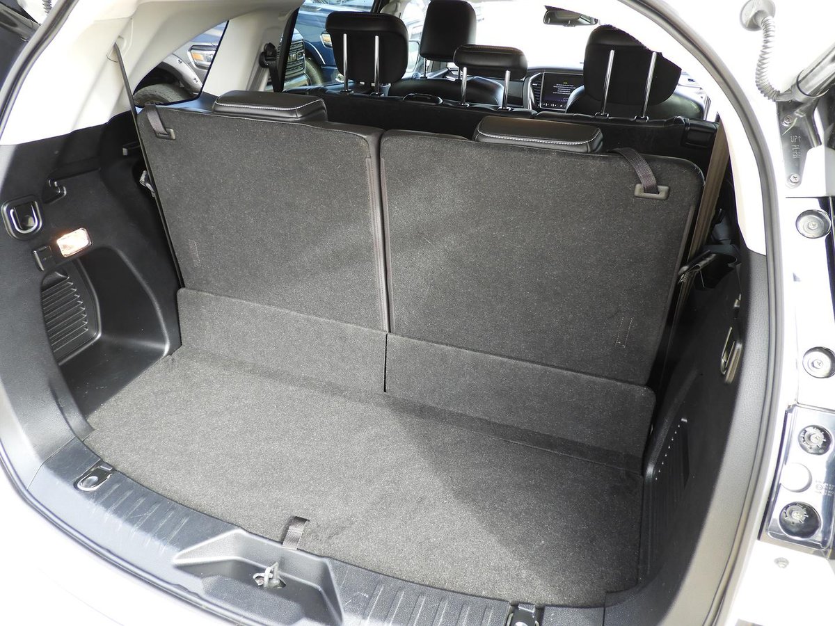 2021 Isuzu MU-X LS-T MY21 4x2 image 11