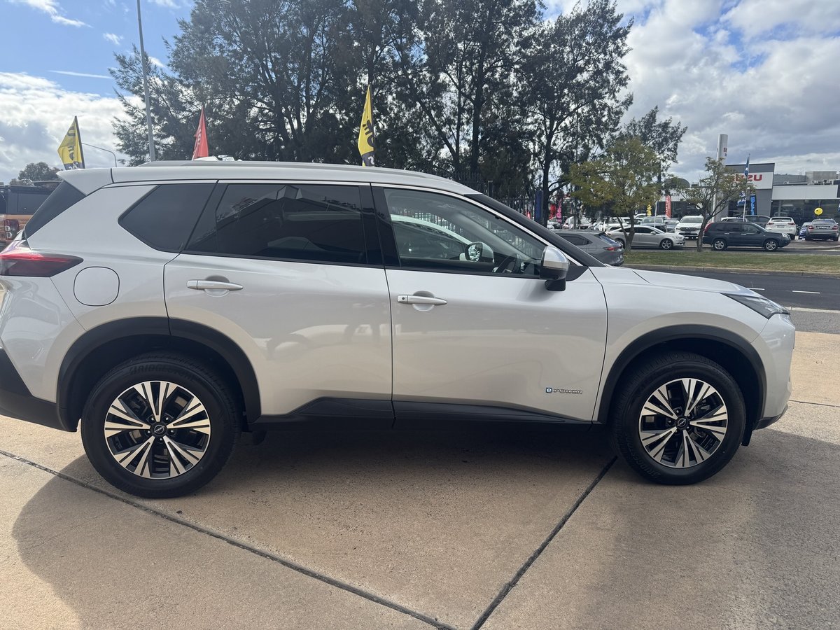 2023 Nissan X-TRAIL ST-L e-POWER T33 MY23 Four Wheel Drive image 8