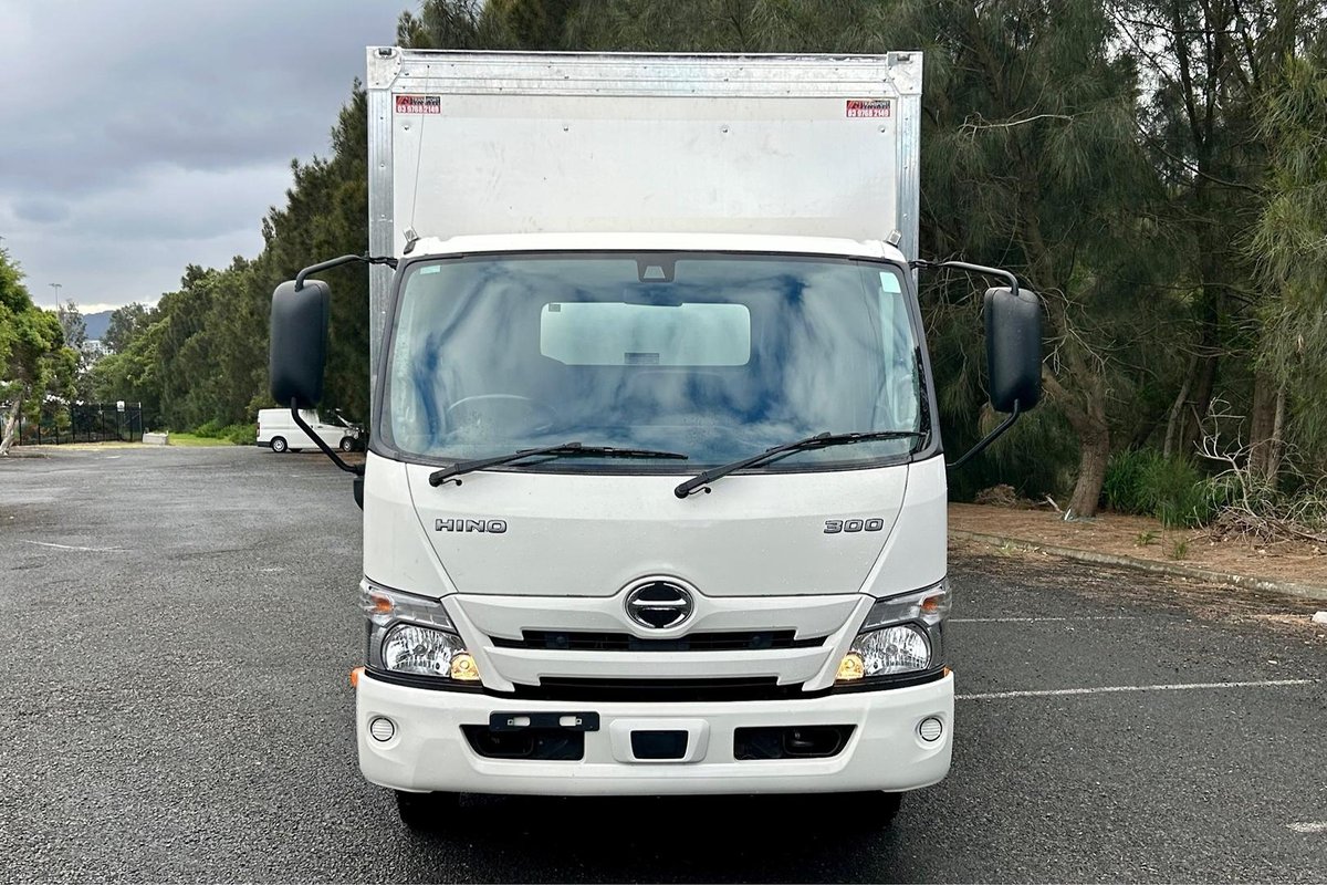 2021 Hino 300 Series 616 image 7