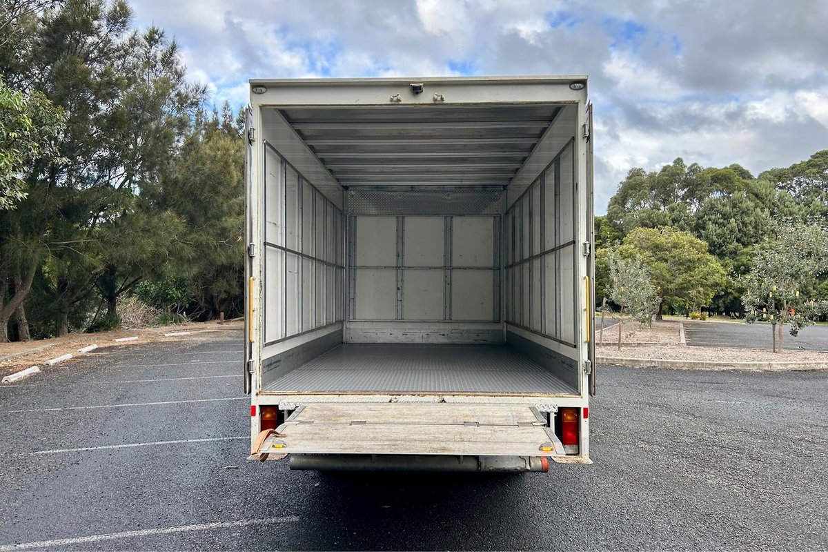 2021 Hino 300 Series 616 image 19