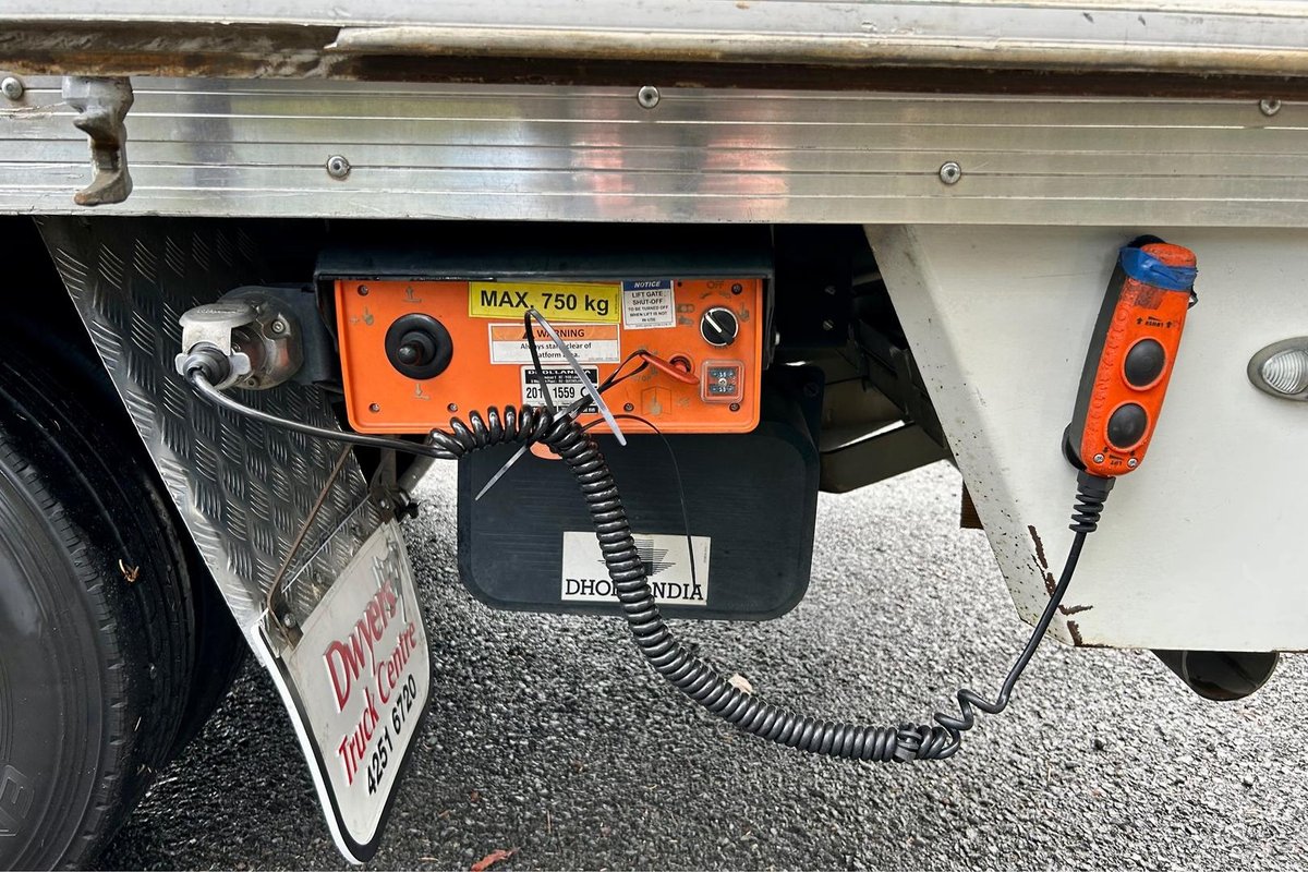 2021 Hino 300 Series 616 image 32