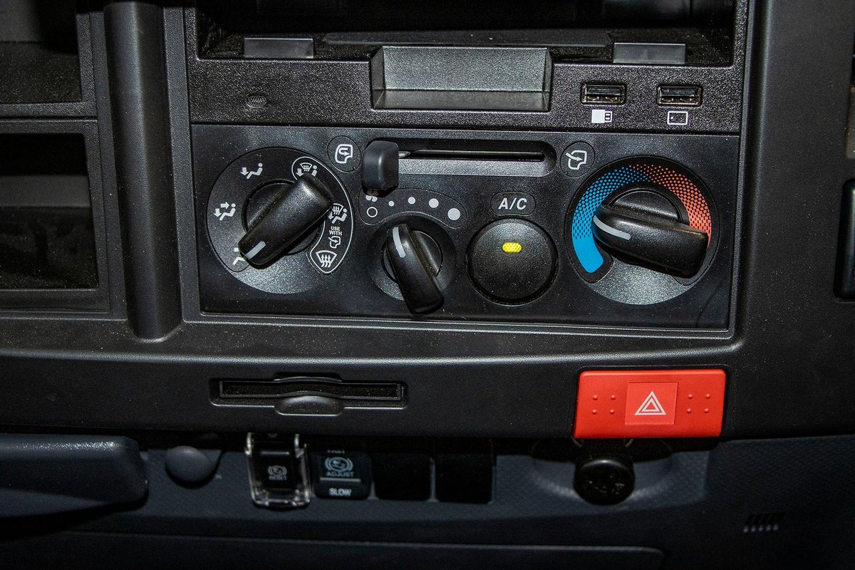 2025 Isuzu N Series Nps 45/75-155 image 14