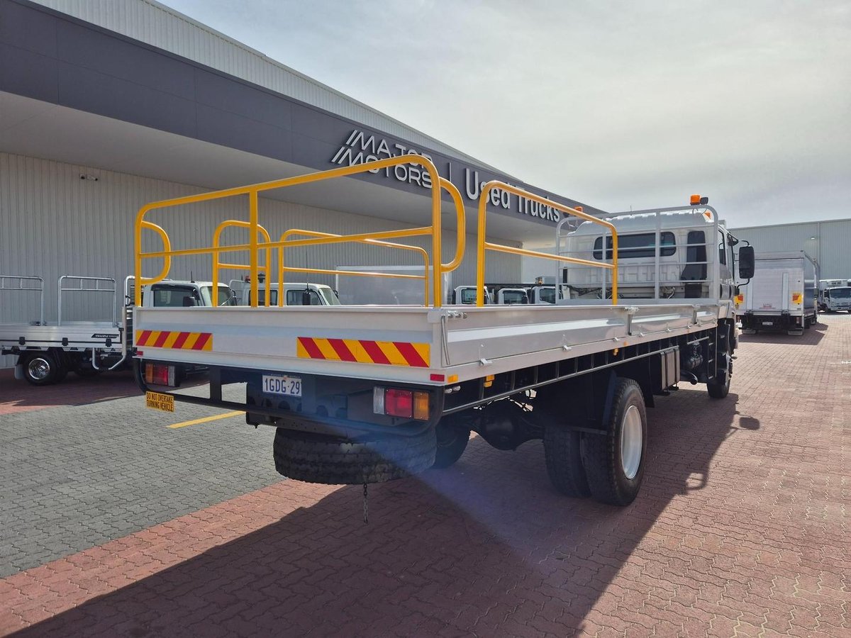 2016 Isuzu Fts 139-260 4X4 Auto Crew Cab Tray image 8