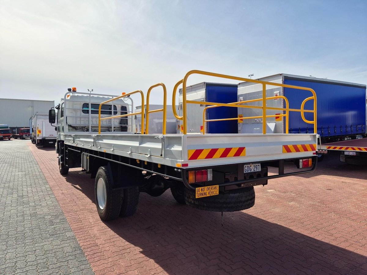 2016 Isuzu Fts 139-260 4X4 Auto Crew Cab Tray image 6
