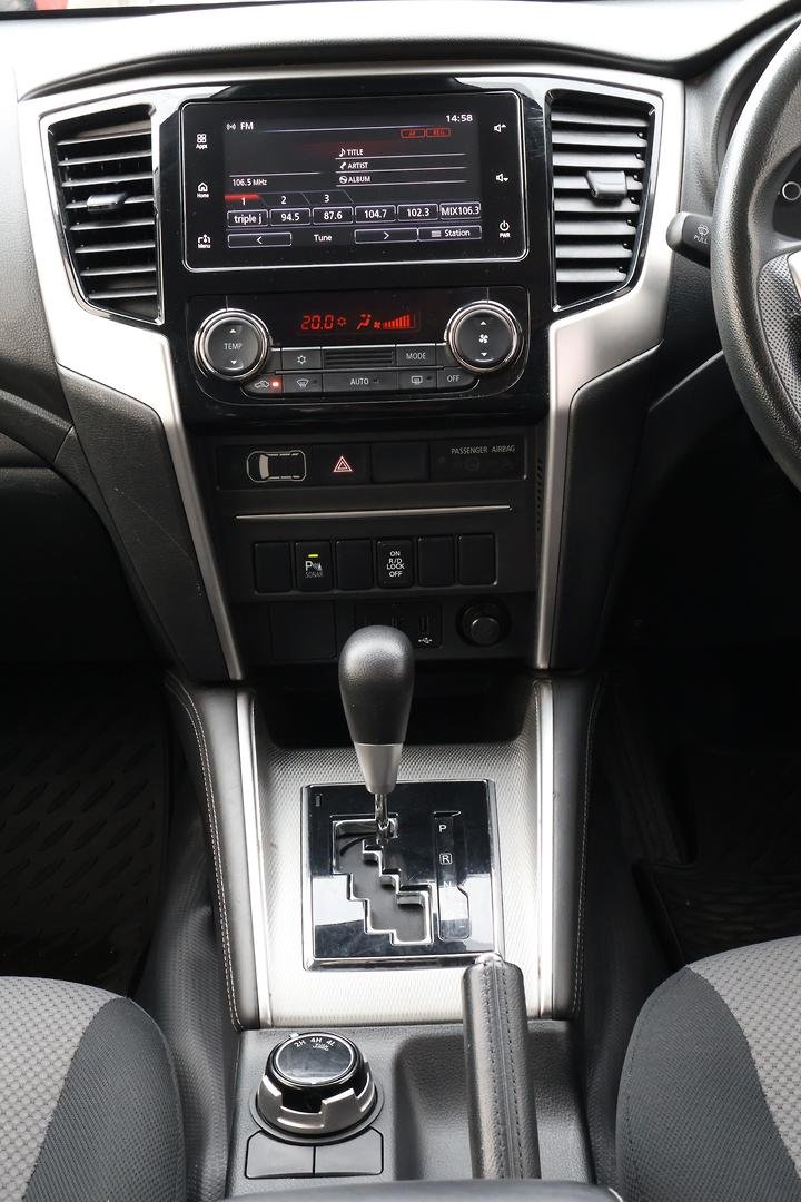 2021 Mitsubishi Triton GLX+ MR MY22 4X4 Dual Range image 18