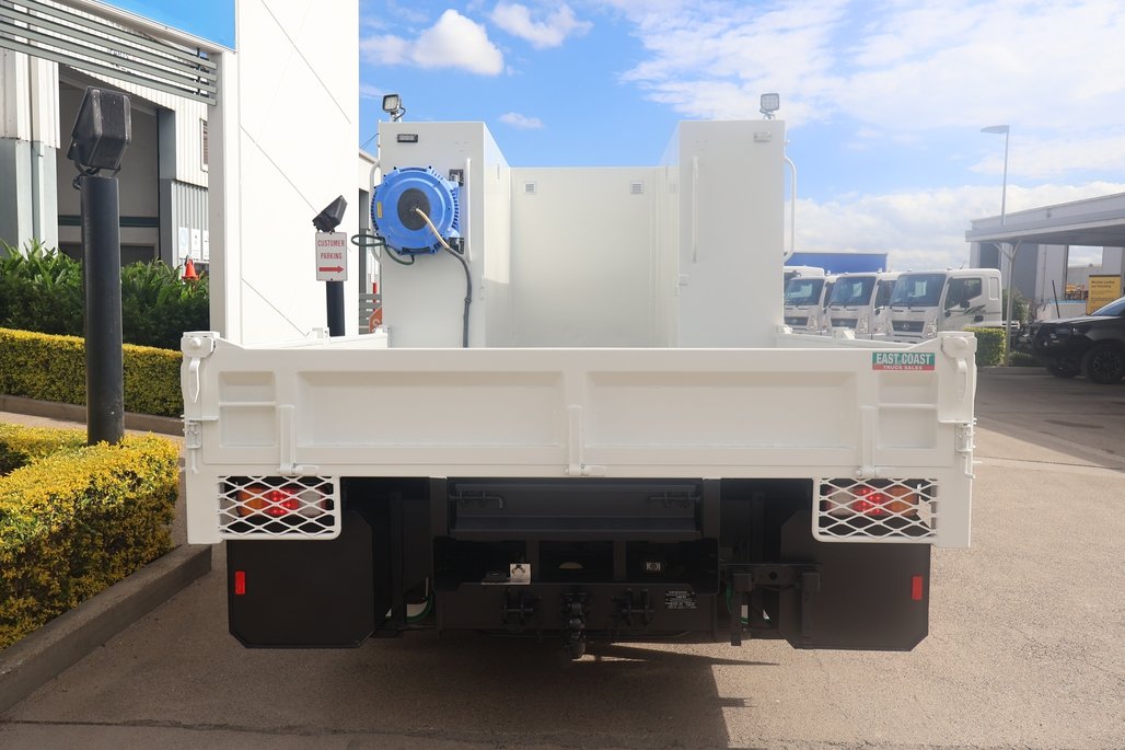 2019 Isuzu Nqr 87-190 image 11