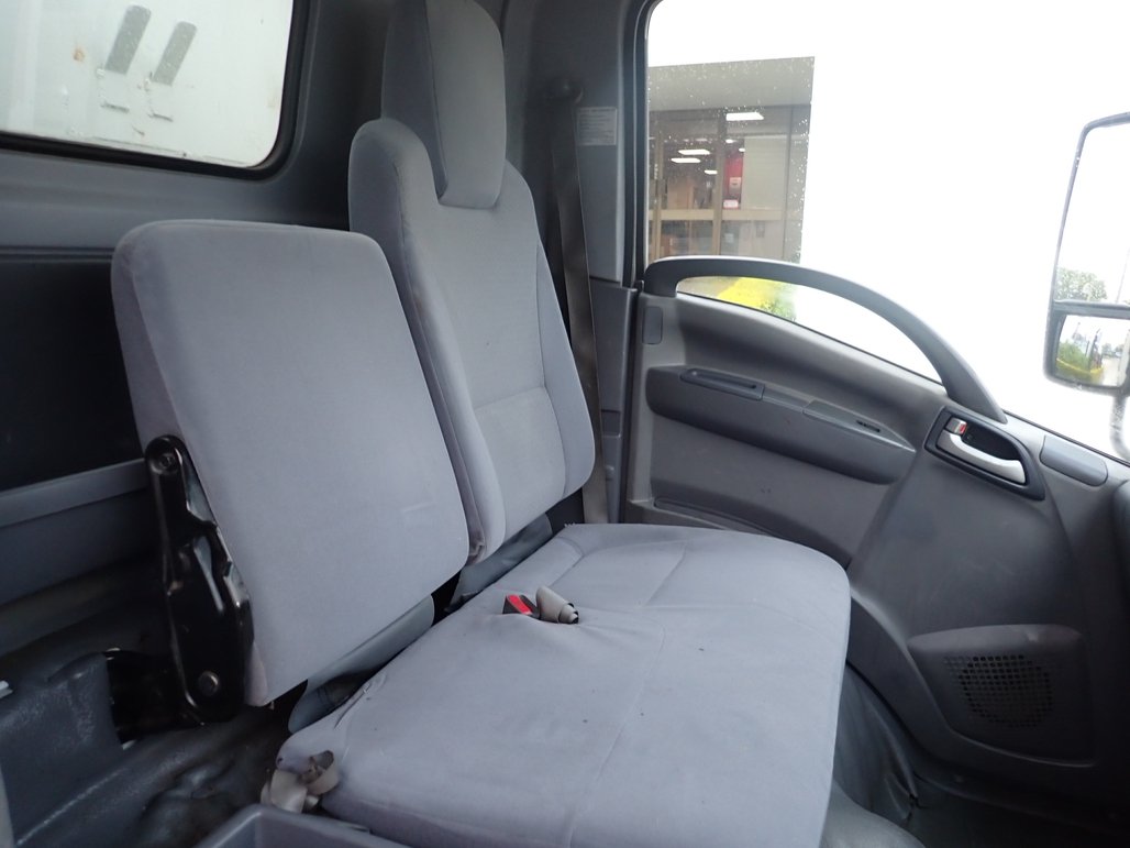 2019 Isuzu Nqr 87-190 image 17