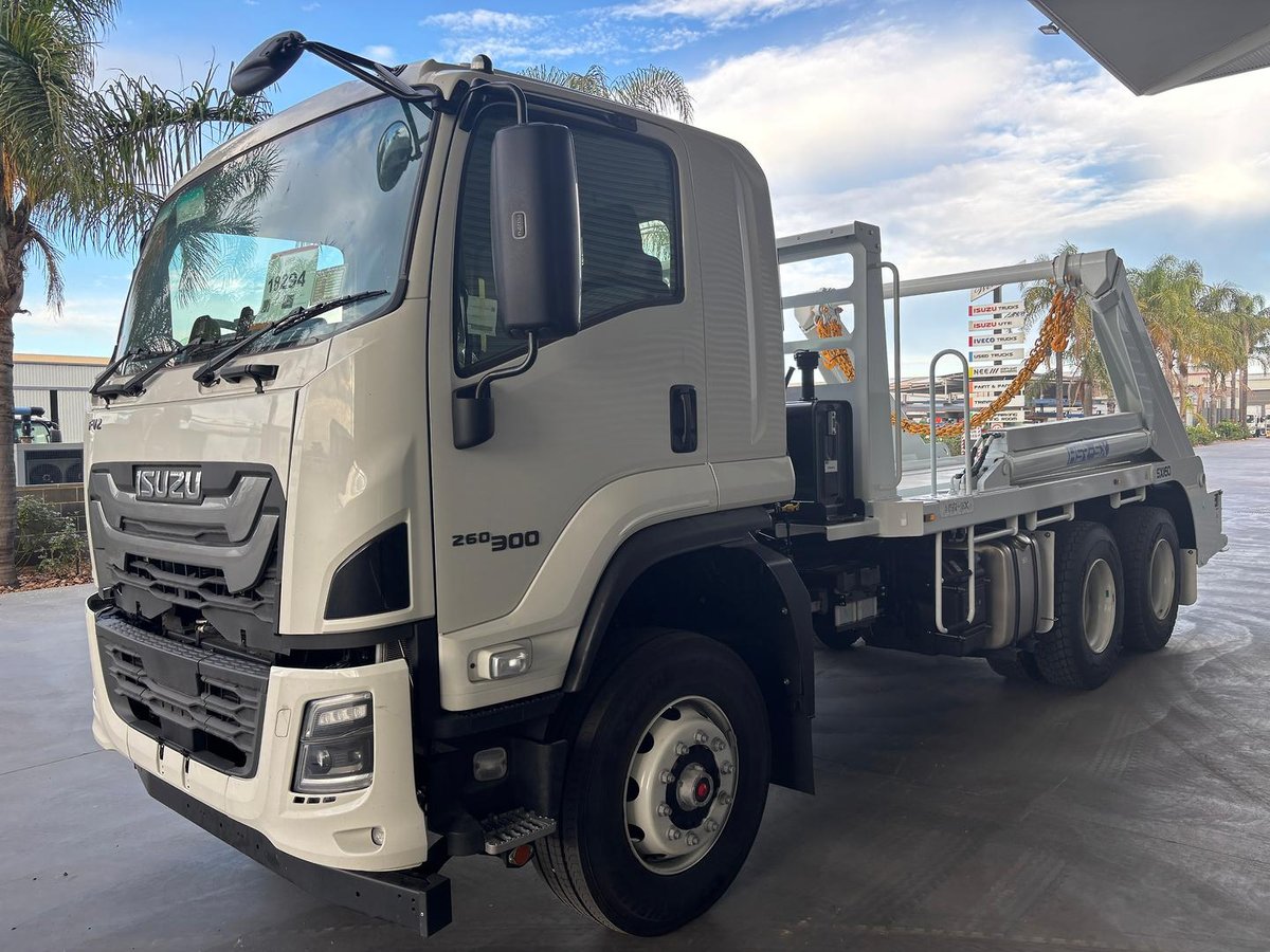 2026 Isuzu F Series Fvz 260-300 At R46 image 3
