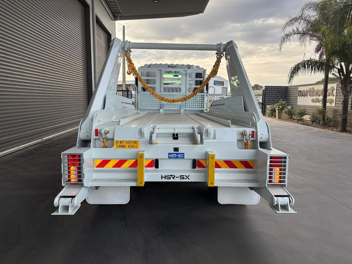 2026 Isuzu F Series Fvz 260-300 At R46 image 5