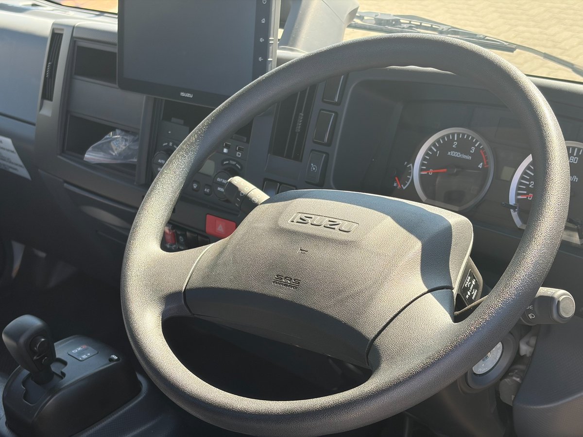 2025 Isuzu Trucks Npr 45/55-155  Amt Swb Service Pack image 11