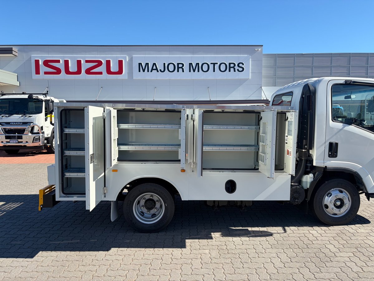 2025 Isuzu Trucks Npr 45/55-155  Amt Swb Service Pack image 7