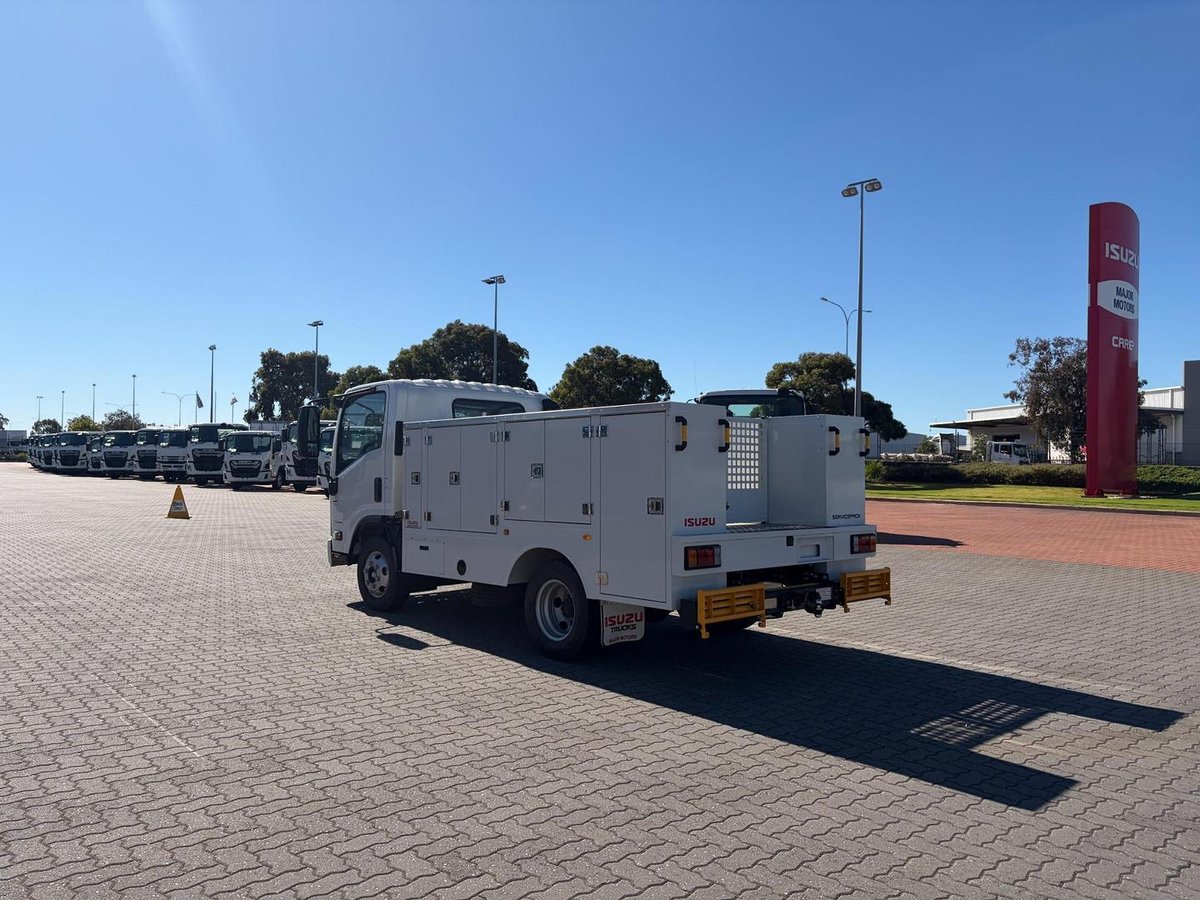 2025 Isuzu Npr 45/55-155  Amt Swb Service Pack image 5