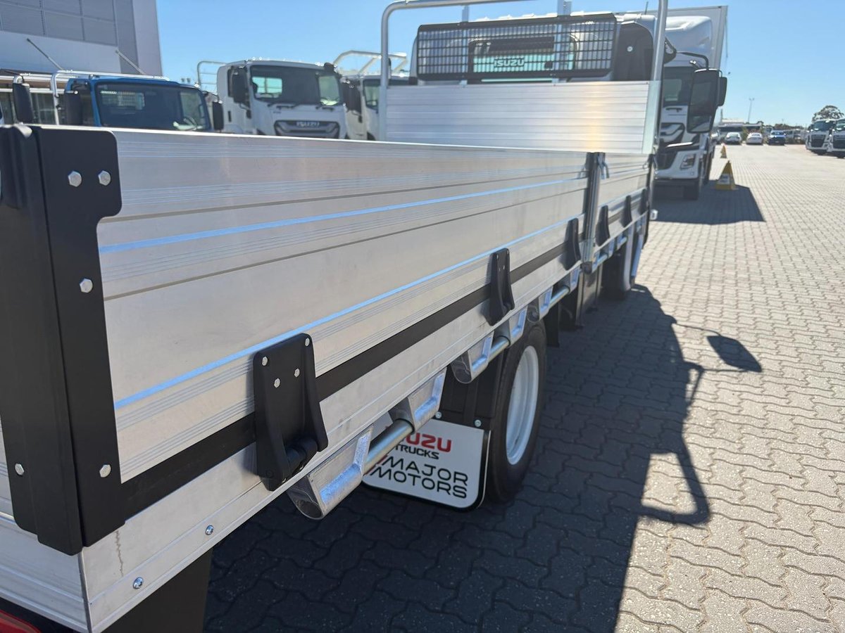 2026 Isuzu Nnr 45 150 Dt D34 Traypack image 12