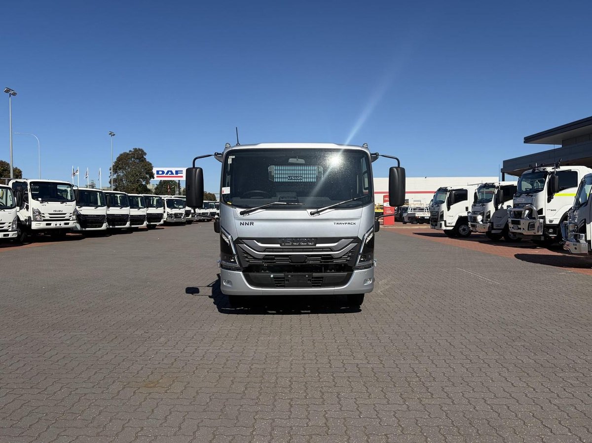 2026 Isuzu Nnr 45 150 Dt D34 Traypack image 4
