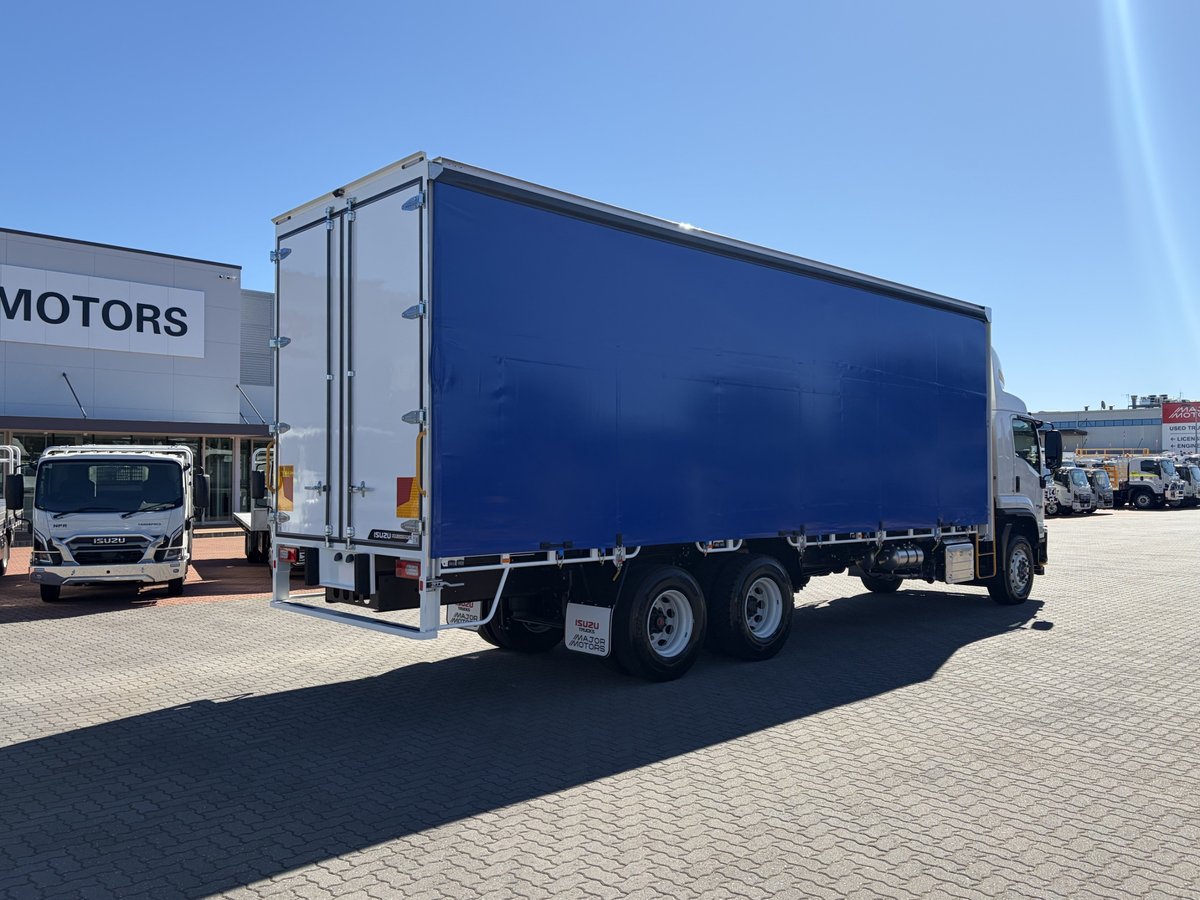 2026 Isuzu Trucks Fvl 260-300  At R67 Freightpack image 2