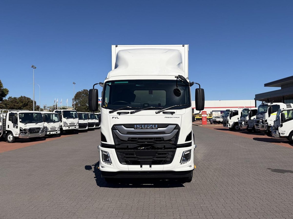 2026 Isuzu Fvl 260-300  At R67 Freightpack image 14