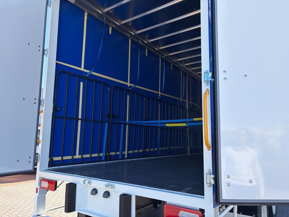 2026 Isuzu Fvl 260-300  At R67 Freightpack image 12
