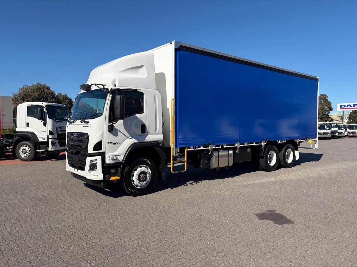 2026 Isuzu Fvl 260-300  At R67 Freightpack image 4