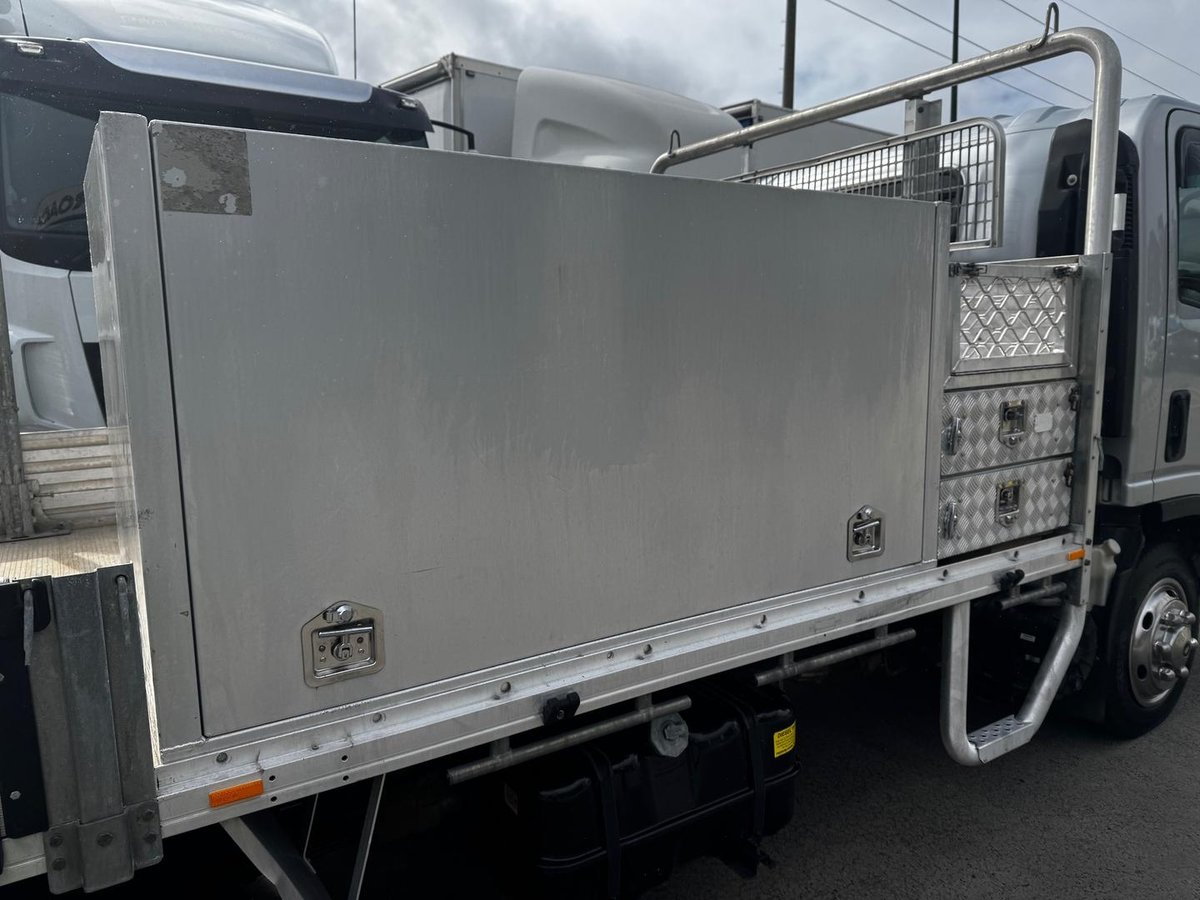 2018 Isuzu N Series NPR 45/55-155 image 12