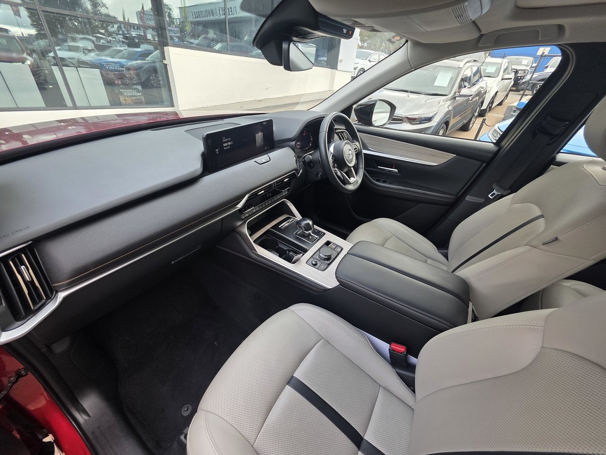 2024 Mazda CX-60 P50e GT KH Series AWD image 13