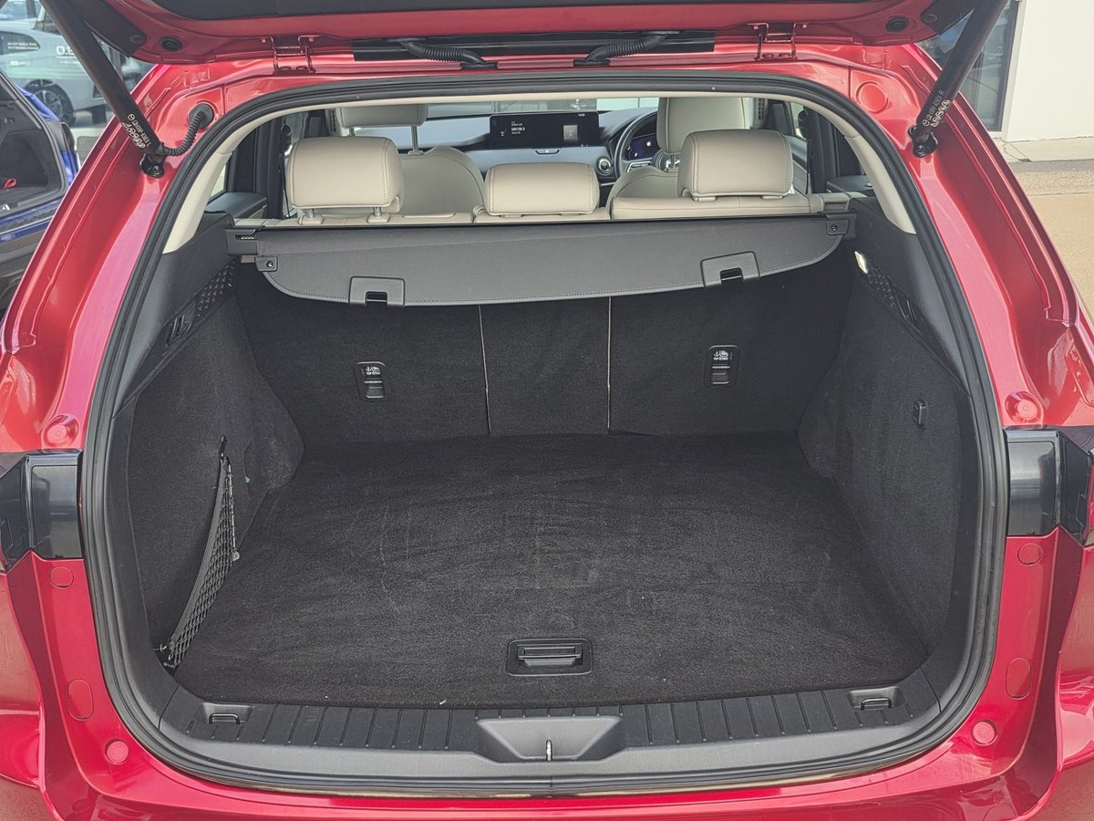2024 Mazda CX-60 P50e GT KH Series AWD image 16