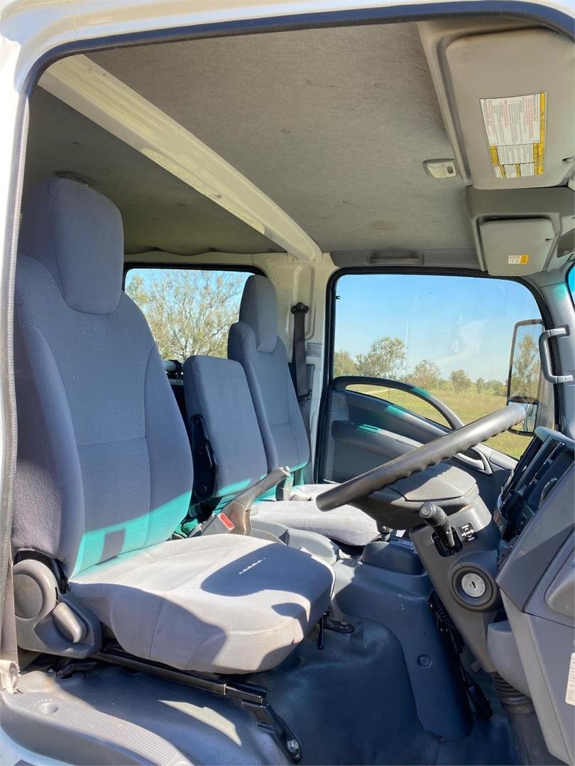 2017 Isuzu N Series Nqr 87/80-190 image 14