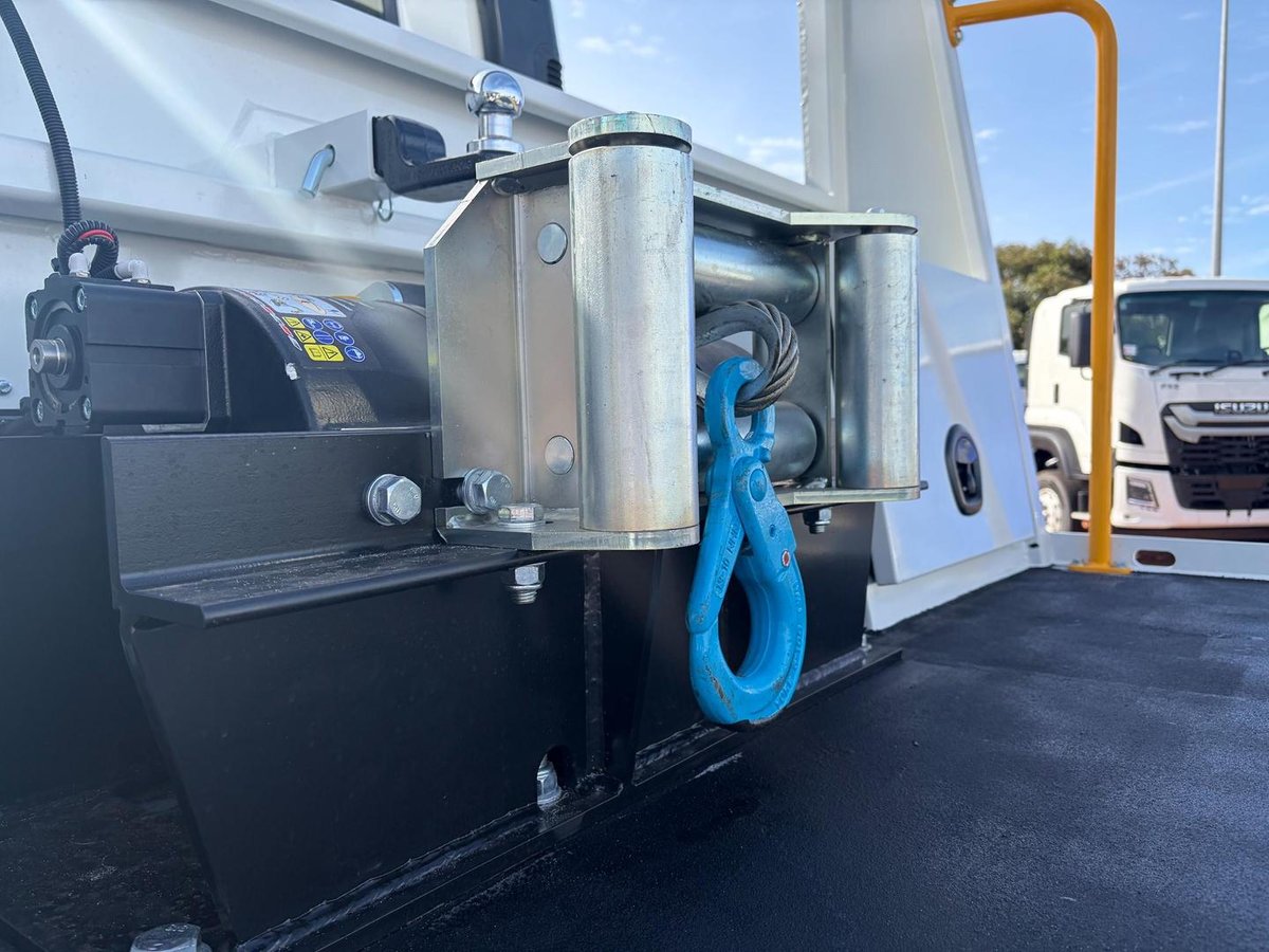2026 Isuzu Fvy 260-300 At R67 6X4 Tilt Slide image 13