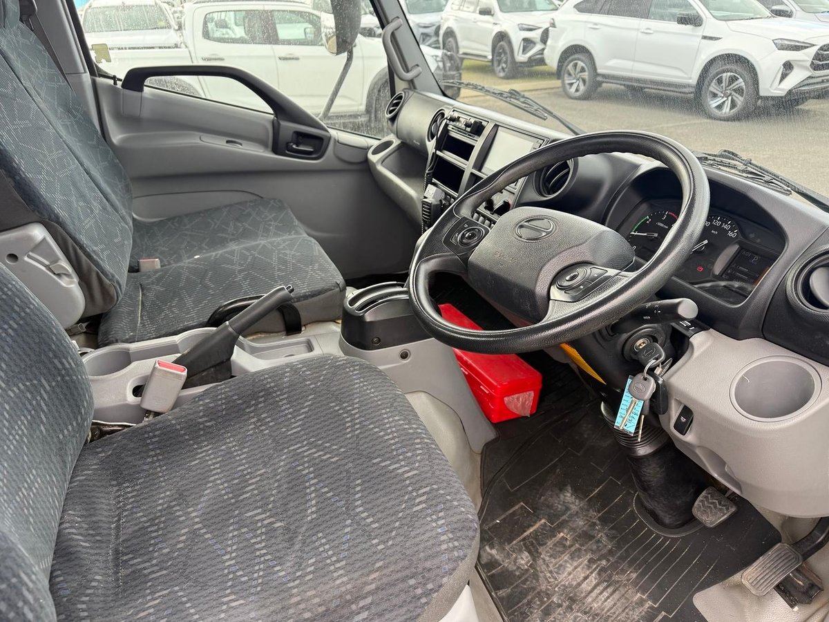 2023 Hino 300 Series 616 image 17