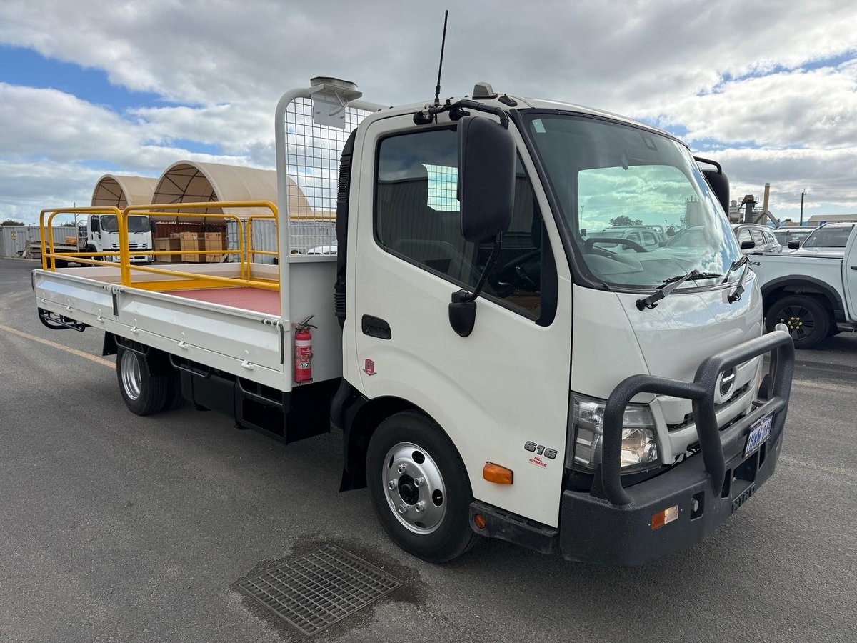 2023 Hino 300 Series 616 image 8