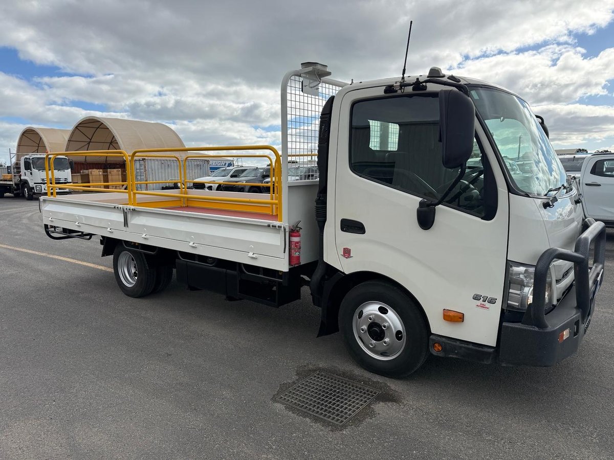 2023 Hino 300 Series 616 image 9