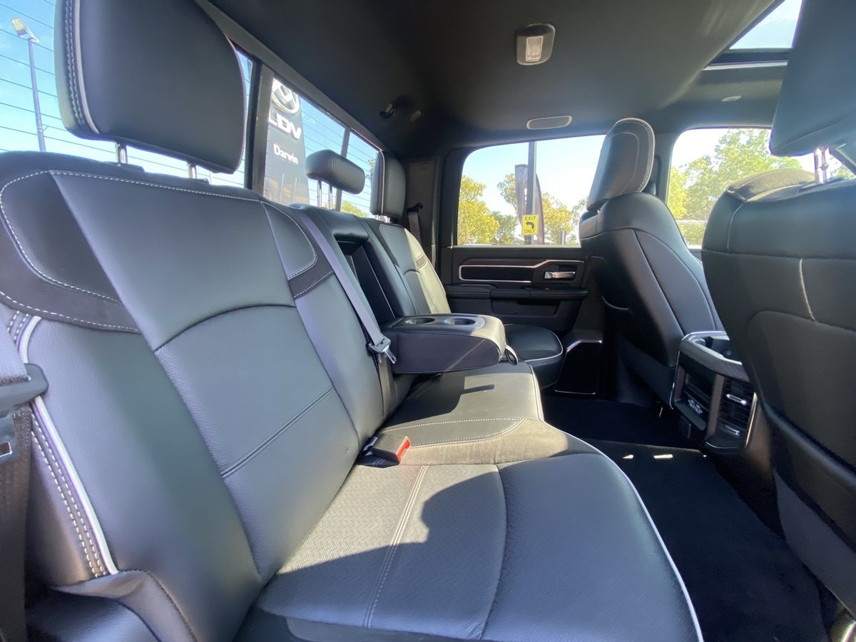 2025 Ram 2500 Laramie DJ image 15