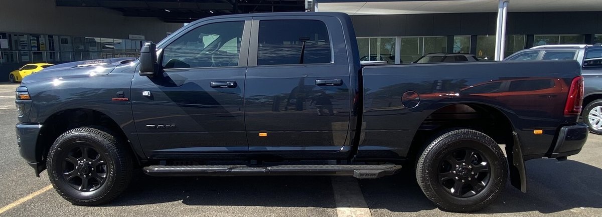 2025 Ram 2500 Laramie DJ image 5