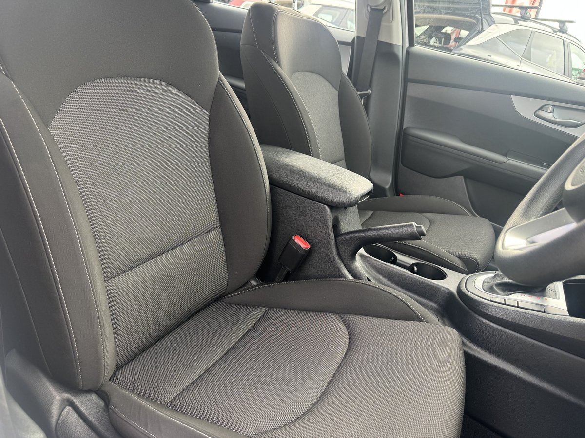 2023 Kia Cerato S BD MY24 image 13