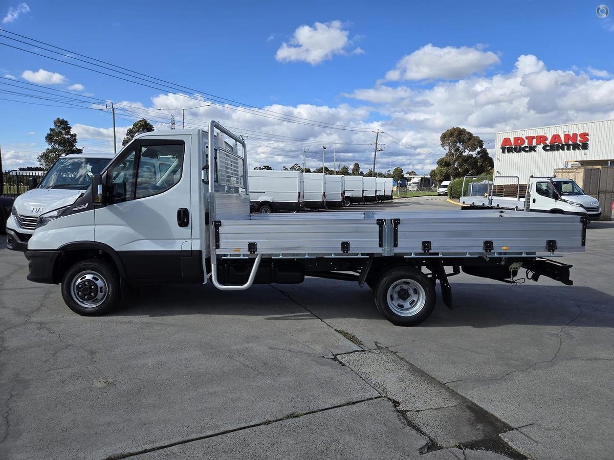 2026 Iveco Daily 45C18 Tradie Made image 9