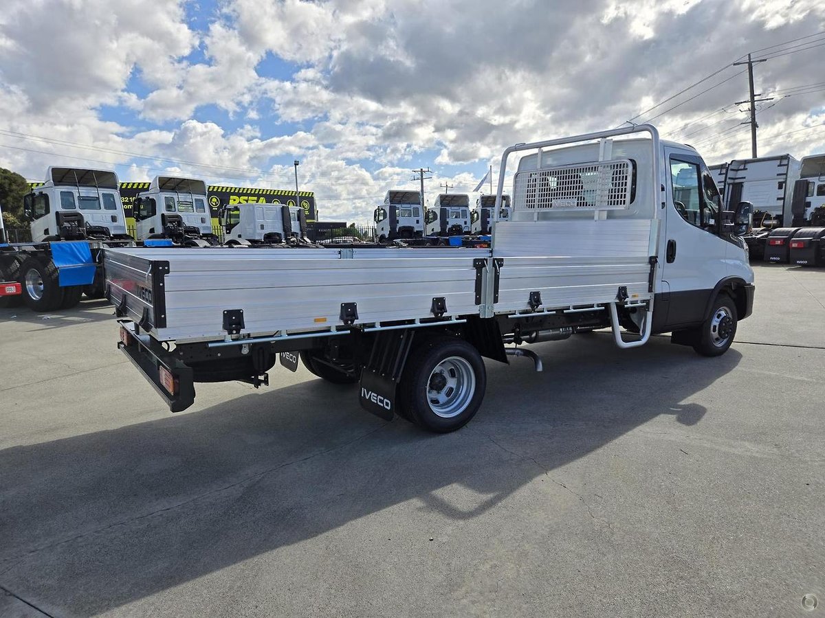 2025 Iveco Daily 45C18 Tradie Made image 6