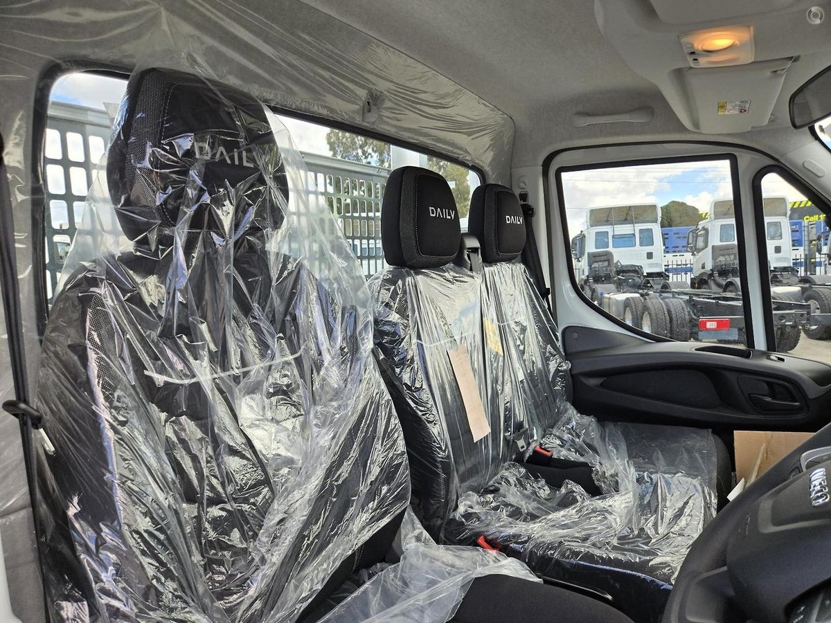 2025 Iveco Daily 45C18 Tradie Made image 13