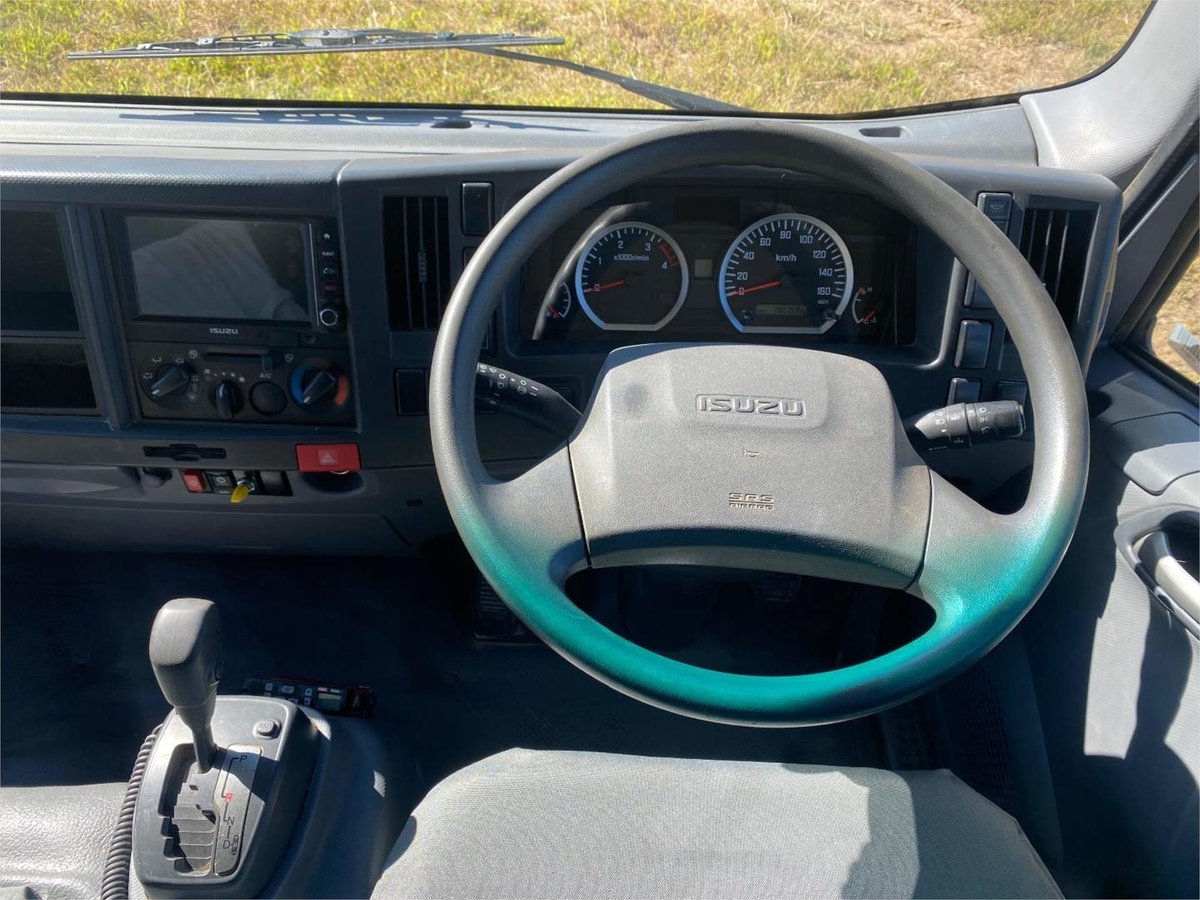 2019 Isuzu N Series NNR 45-150 image 14