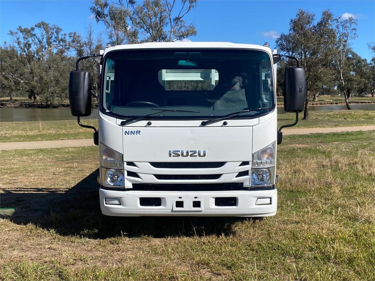 2019 Isuzu N Series NNR 45-150 image 10