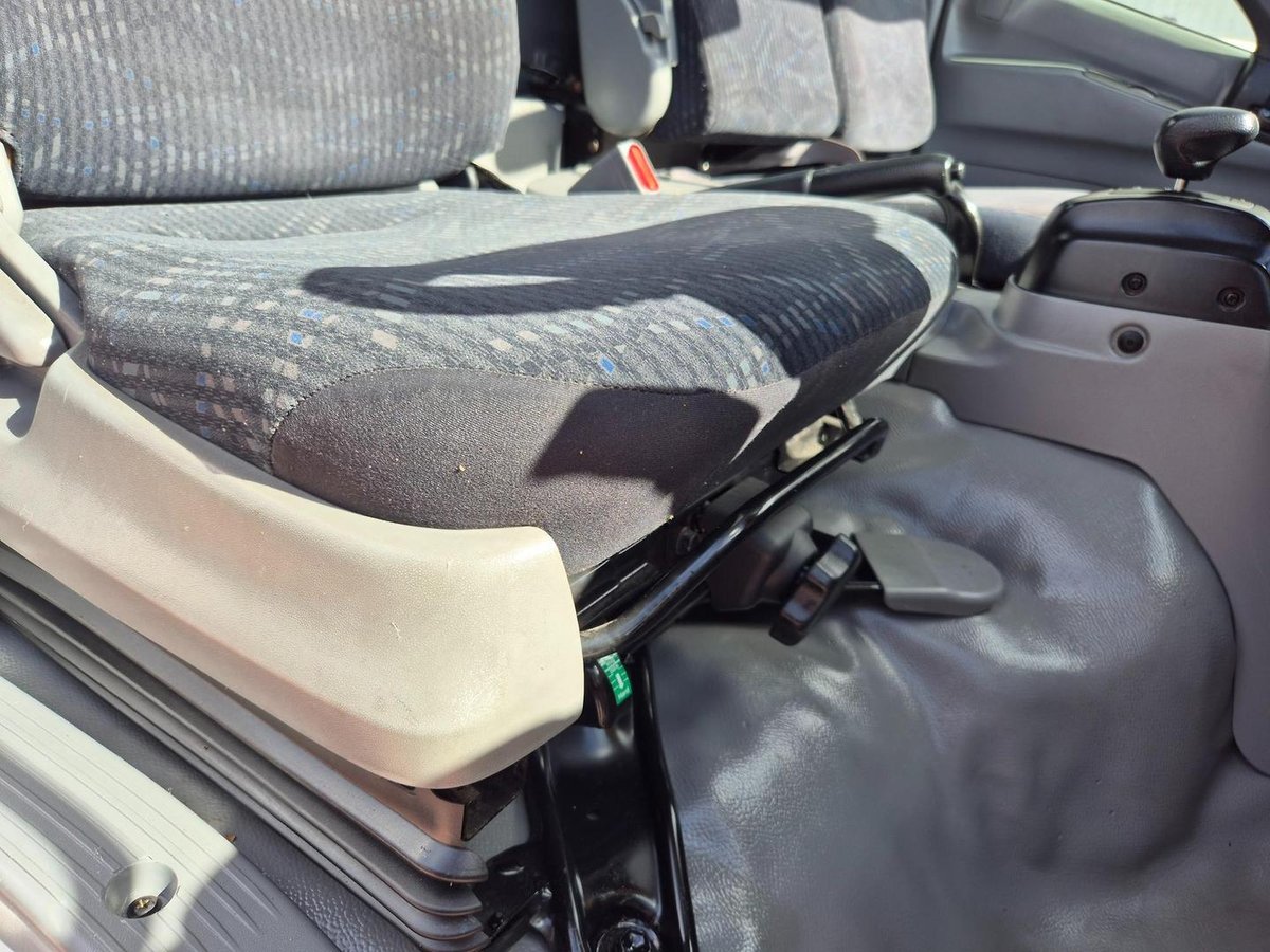 2015 Hino 716 - 300 Series Hybrid 3.5 Ton &Quot;Hybrid&Quot; Auto Tray image 6