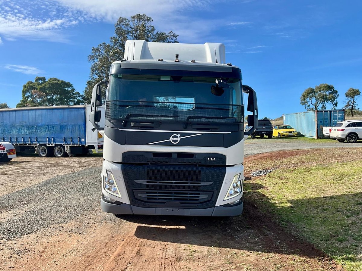 2022 Volvo Fm Series image 28
