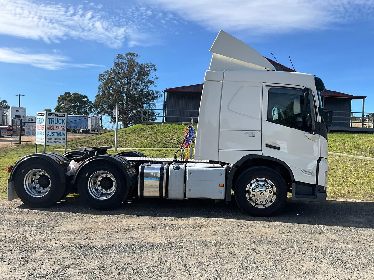 2022 Volvo Fm Series image 4