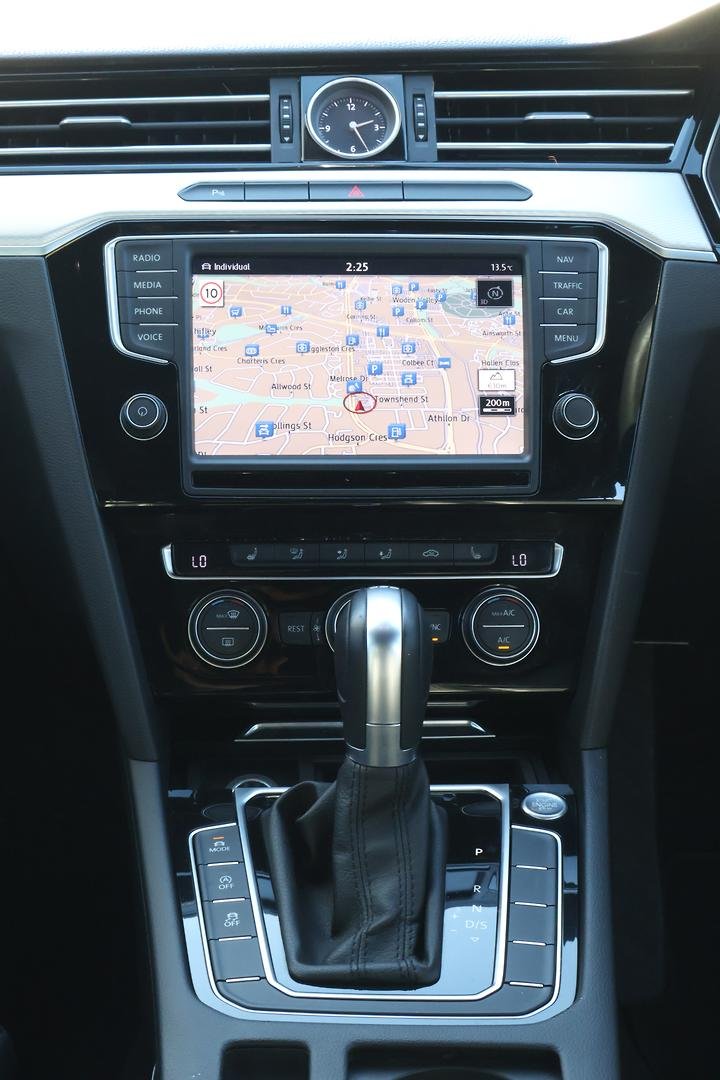 2017 Volkswagen Passat Alltrack Wolfsburg Edition B8 MY17 Four Wheel Drive image 17