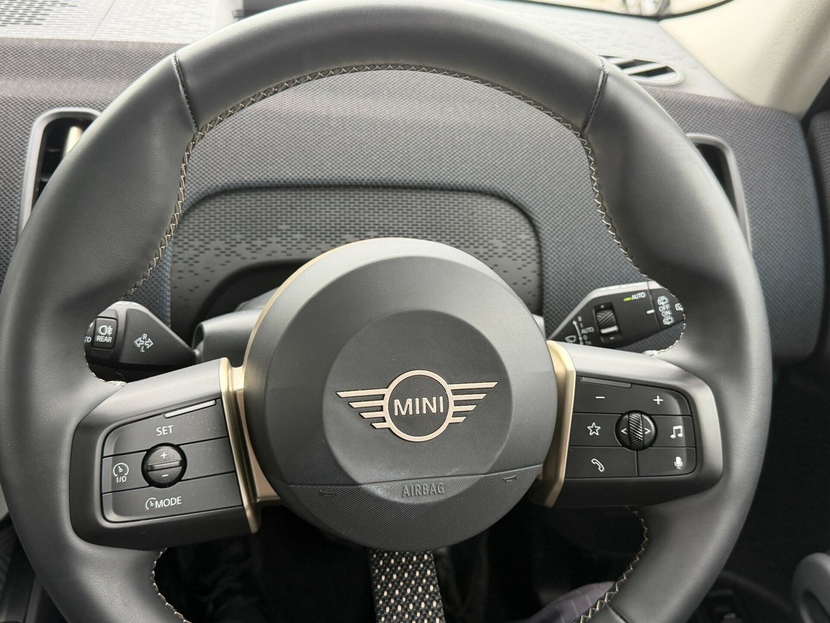 2024 MINI Countryman S Classic U25 Four Wheel Drive image 17