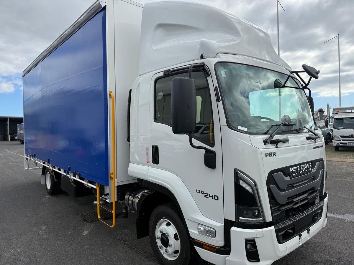 2026 Isuzu F Series FRR 110-240 AM R52 Freightpack image 6