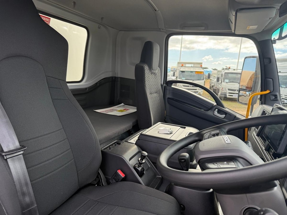 2026 Isuzu F Series FRR 110-240 AM R52 Freightpack image 16