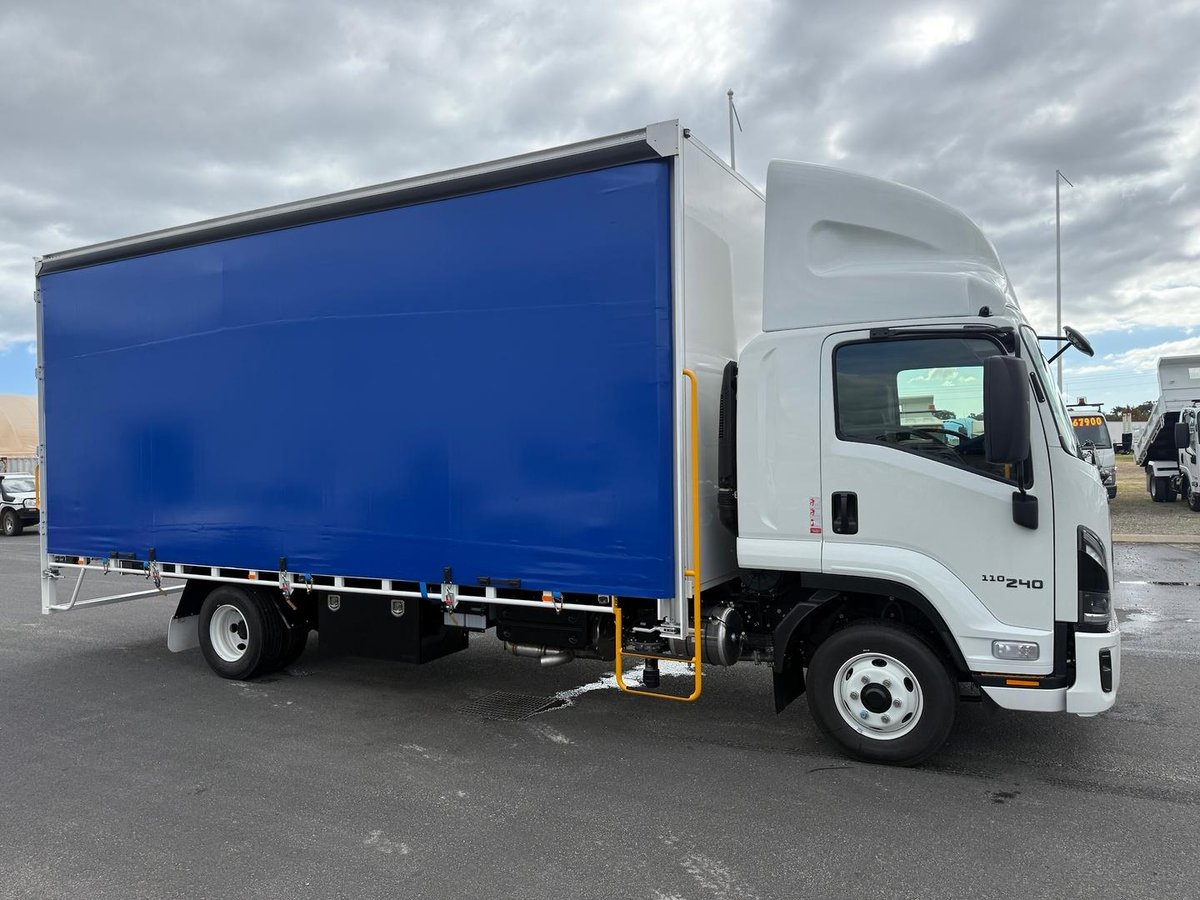 2026 Isuzu F Series FRR 110-240 AM R52 Freightpack image 7