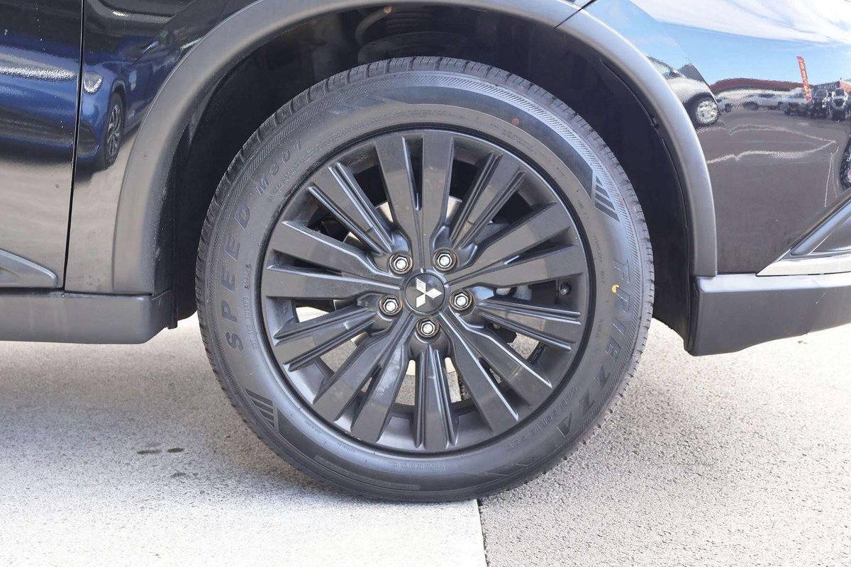 2020 Mitsubishi Outlander Black Edition ZL MY20 AWD image 9
